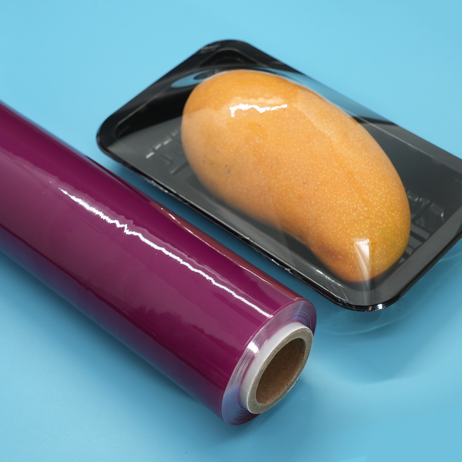Rotolo jumbo di pellicola trasparente per alimenti in PVC morbido antiappannamento di colore viola per imballaggi alimentari